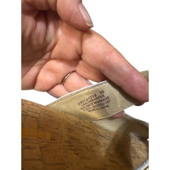 Alegria Gold Slip-Resistant Sandals Size 6 - Picture 6 of 6